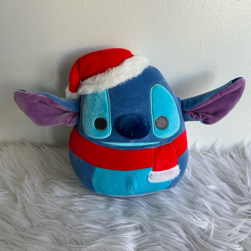 Santa Stitch Squishmallow